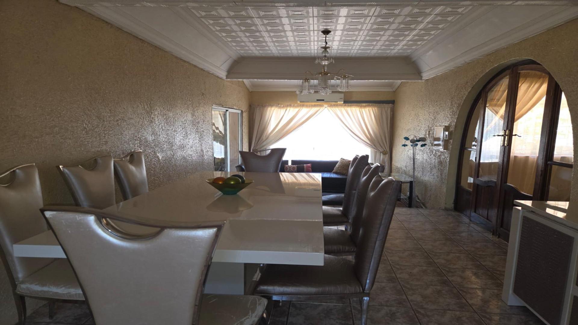 Dining Room of property in Kroonstad