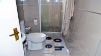 Bathroom 2 - 5 square meters of property in Pelham
