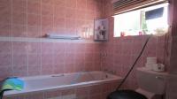 Main Bathroom - 4714 square meters of property in Rustenburg