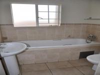 Bathroom 1 - 6 square meters of property in Castleview