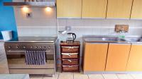 Kitchen - 19 square meters of property in Reservoir Hills KZN