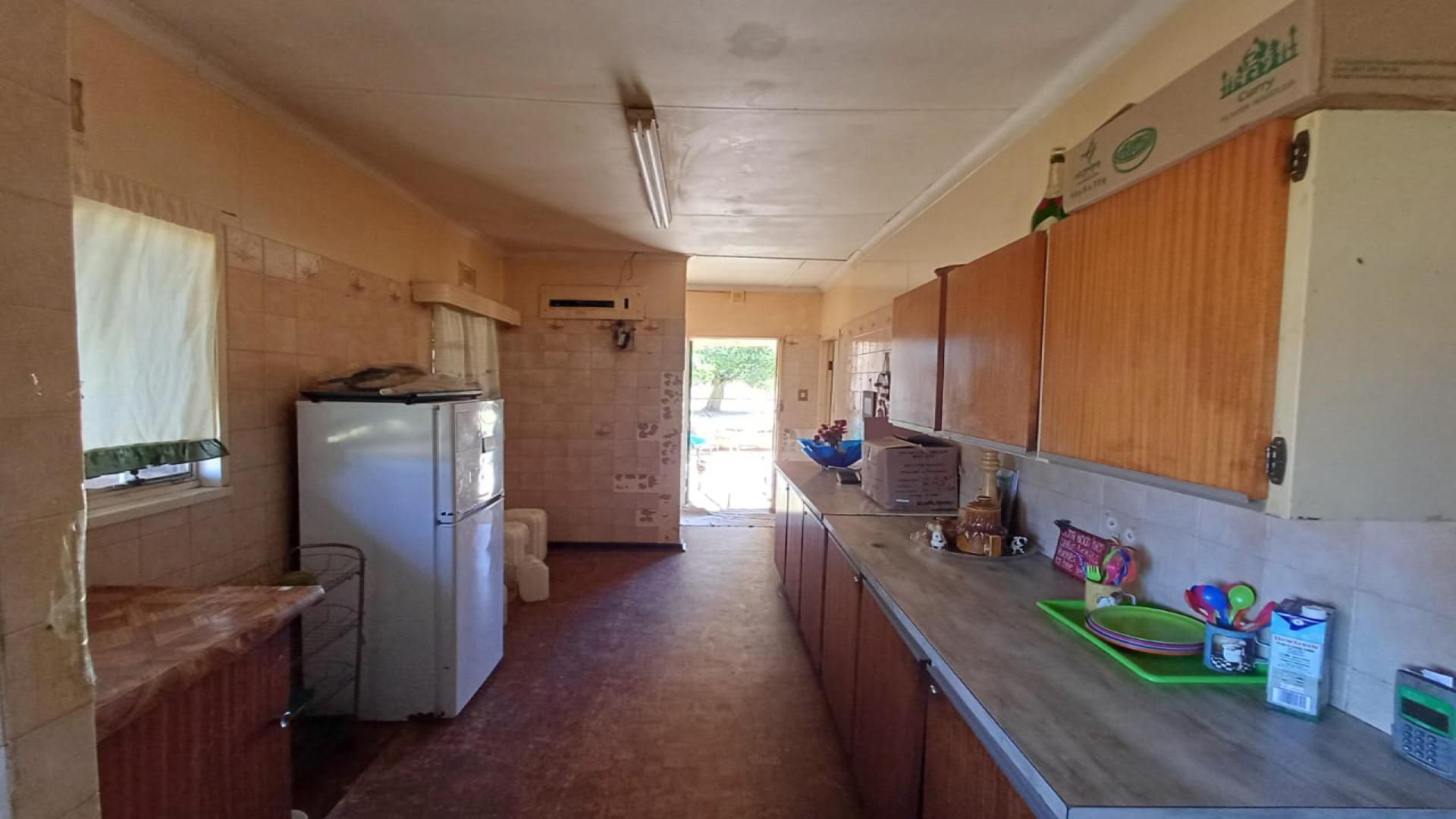 Kitchen - 25 square meters of property in Grootvlei