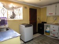 Kitchen - 10 square meters of property in Klipspruit West