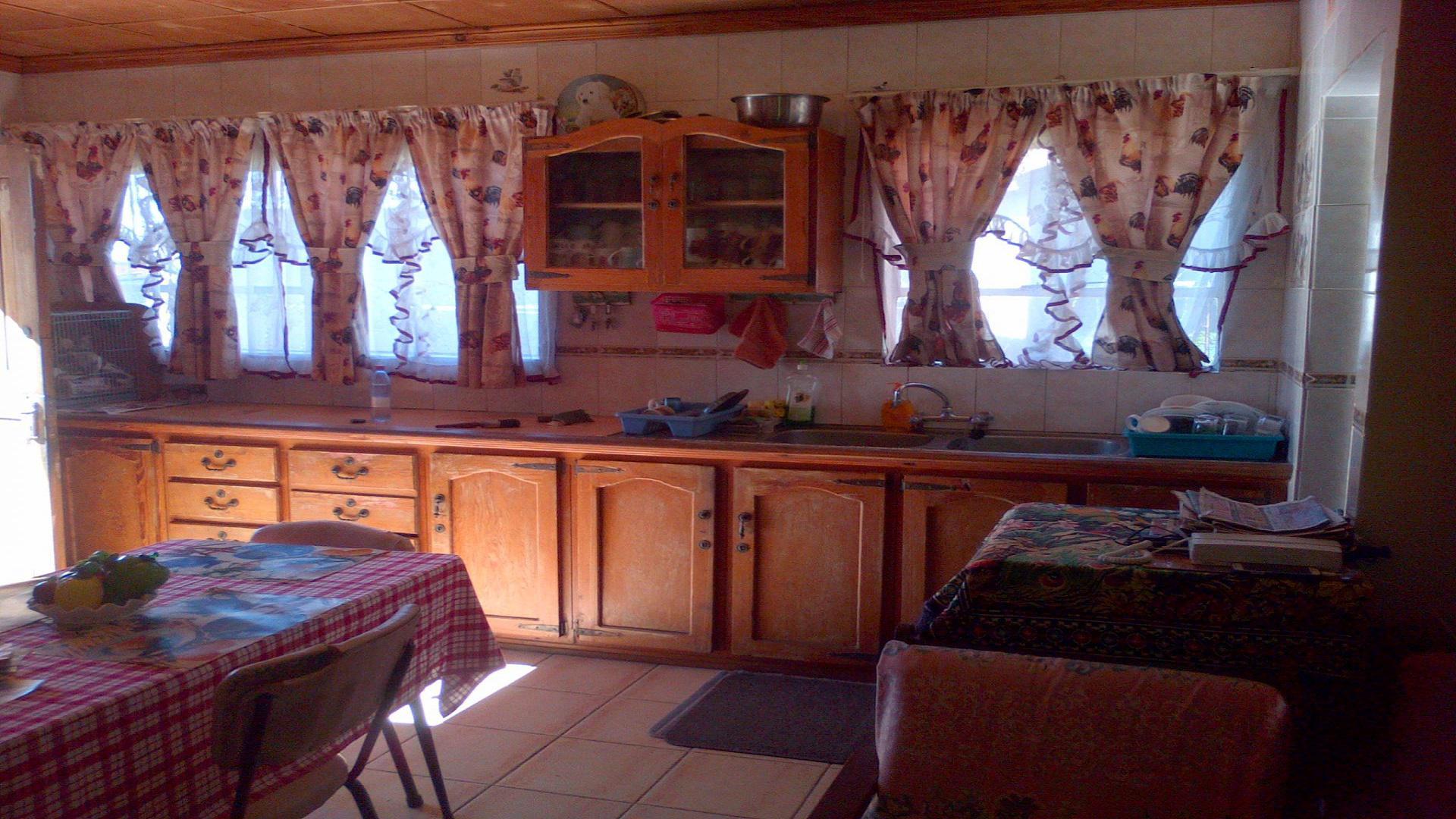 Kitchen of property in Ladysmith