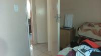 Bed Room 1 - 7 square meters of property in Vredebos