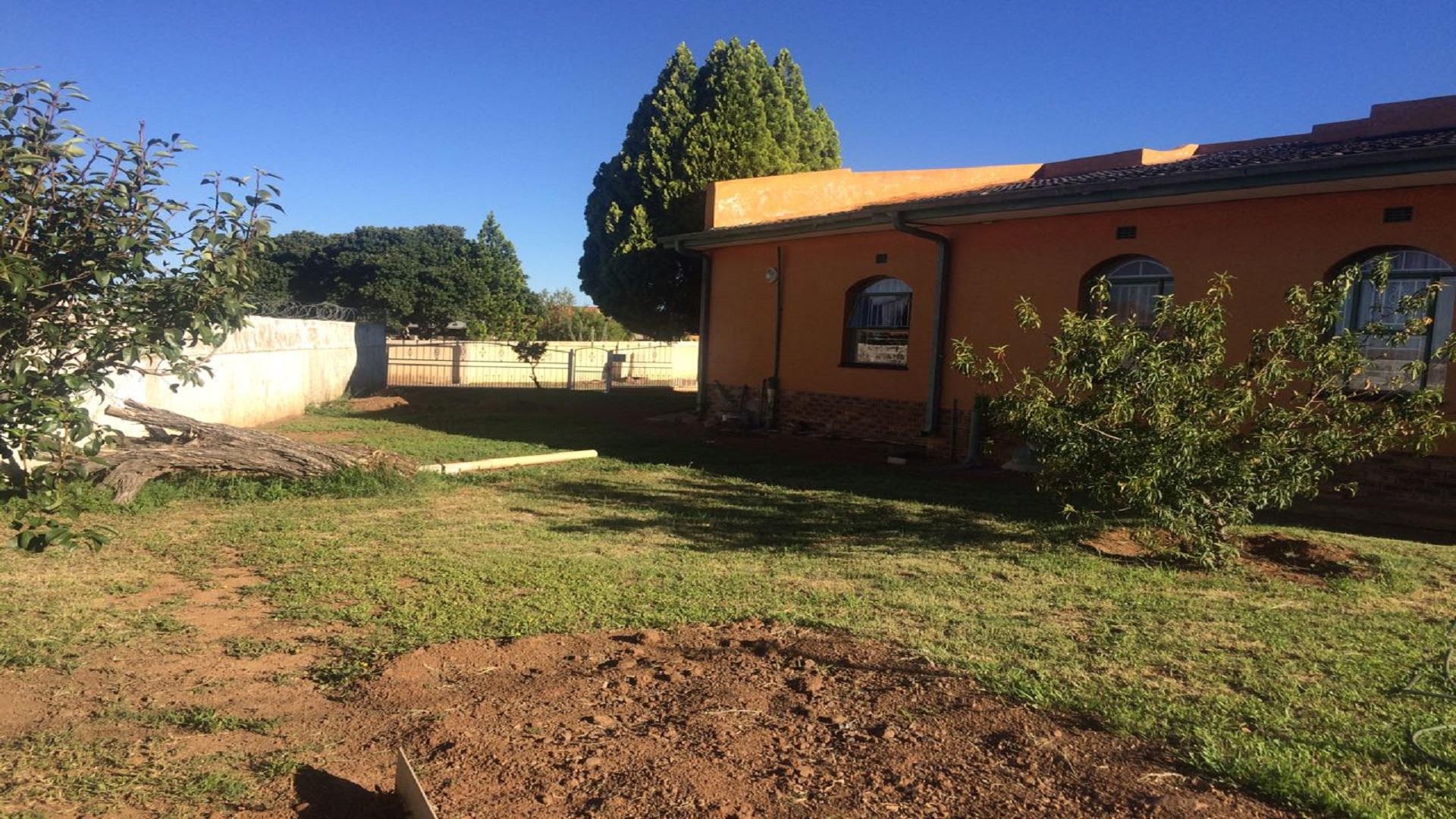 Backyard of property in Mogwase