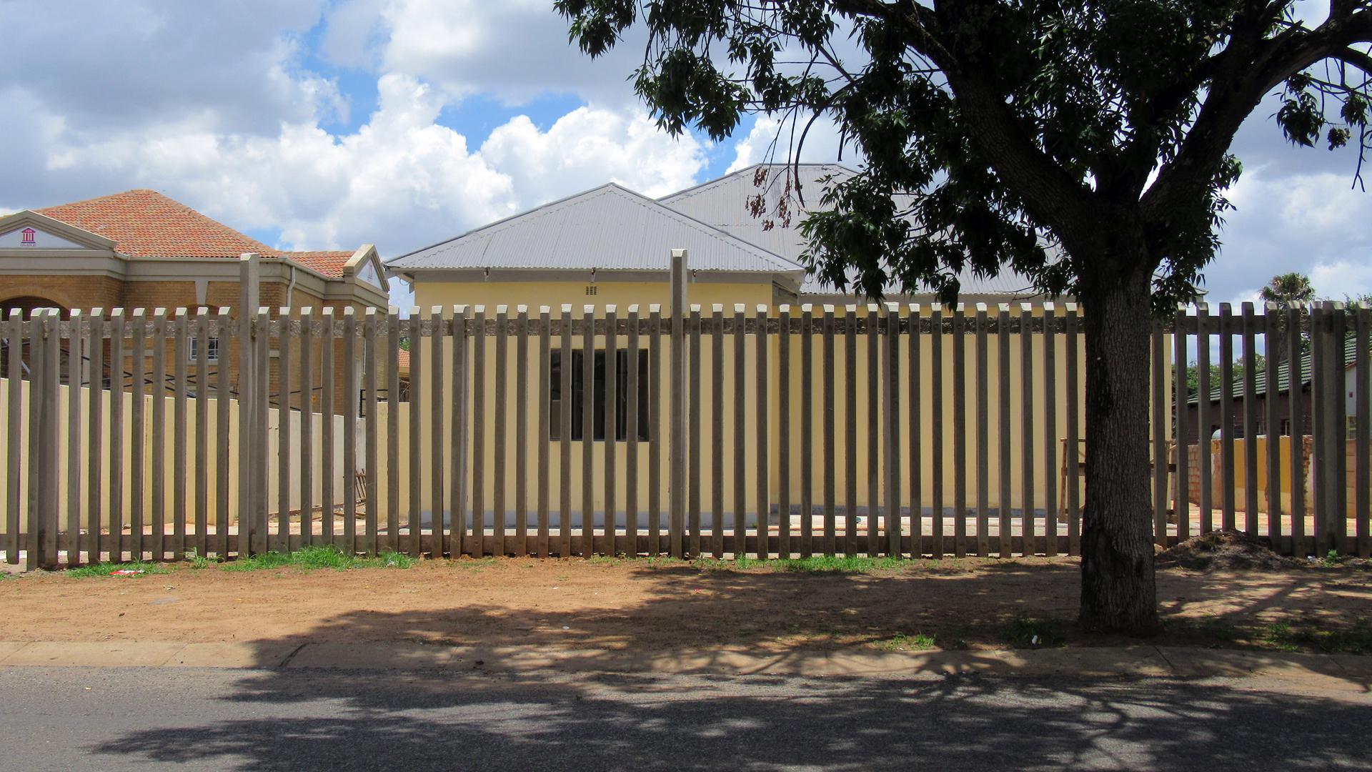 Front View of property in Emalahleni (Witbank) 