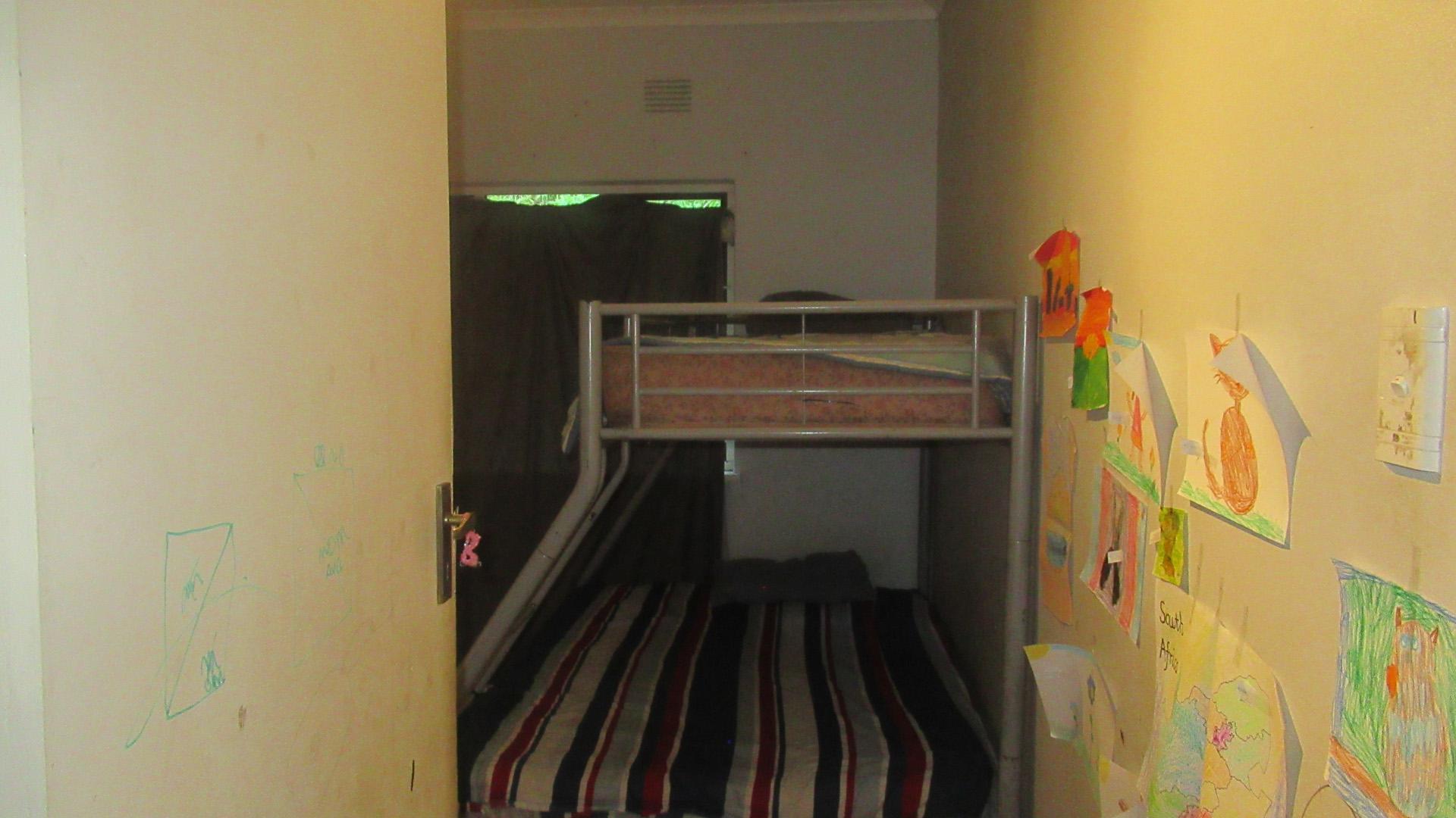 Bed Room 2 - 14 square meters of property in Padfield Park