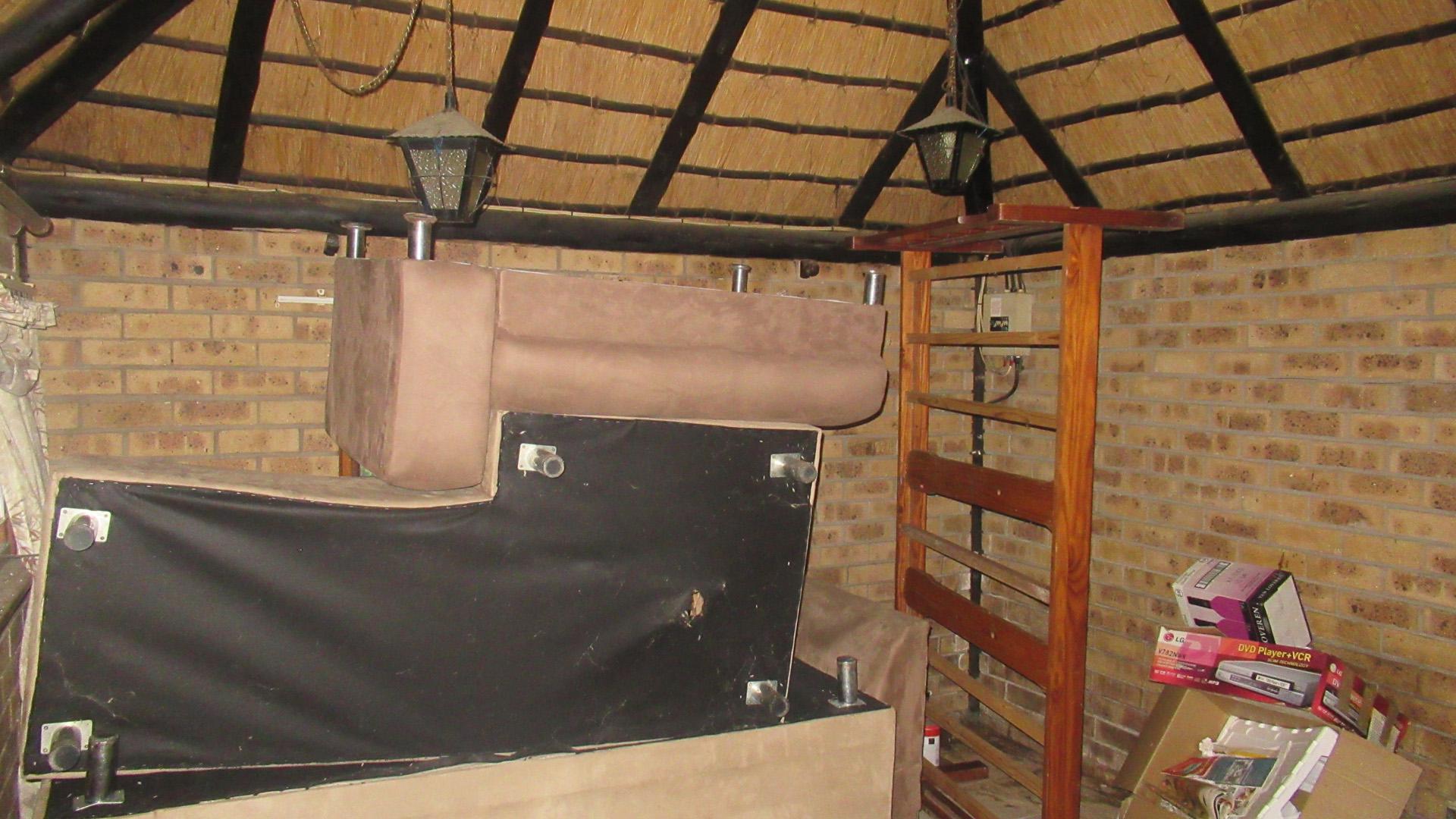 Rooms - 67 square meters of property in Padfield Park