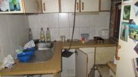Kitchen - 25 square meters of property in Padfield Park