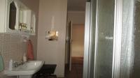 Bathroom 2 - 11 square meters of property in Tileba