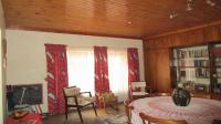 Dining Room - 36 square meters of property in Tileba