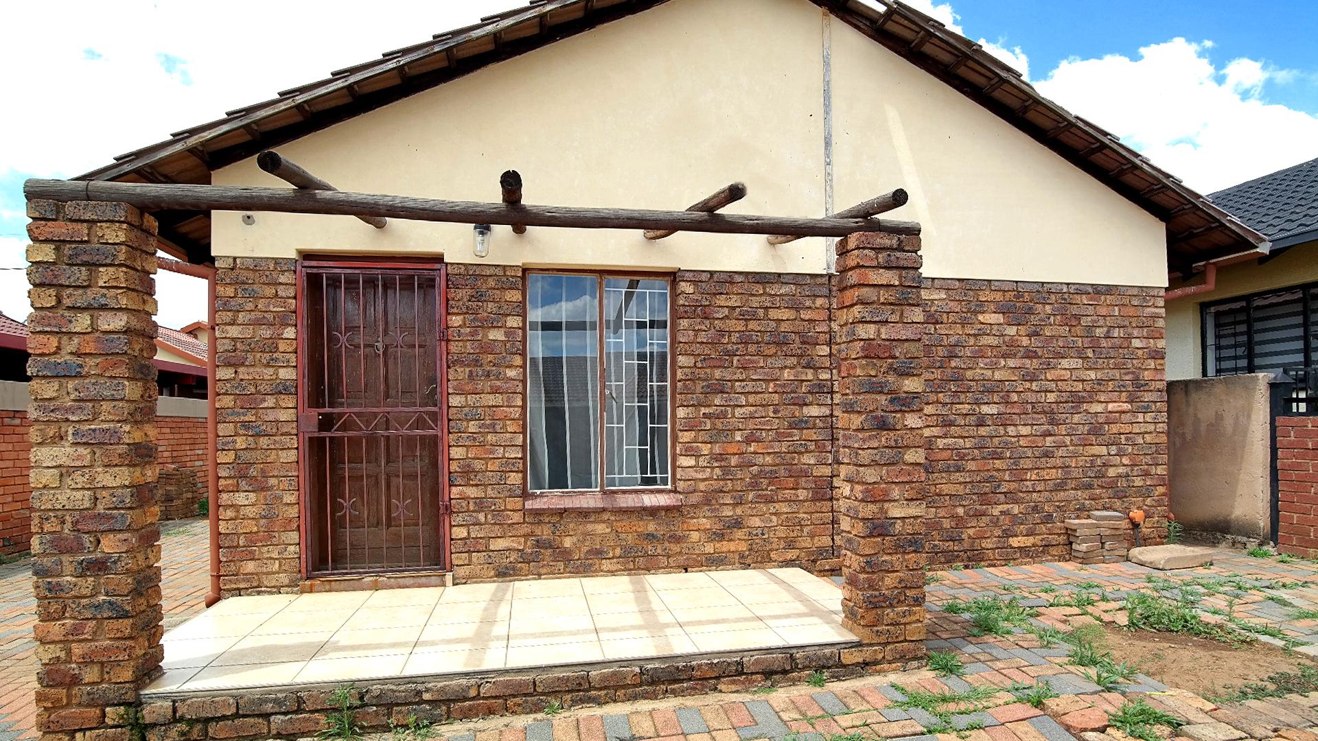 Front View of property in Mamelodi