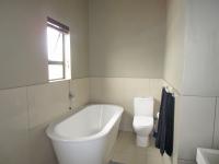 Bathroom 1 - 8 square meters of property in Edenvale