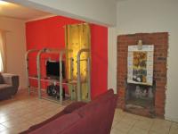 Lounges - 23 square meters of property in Mid-ennerdale