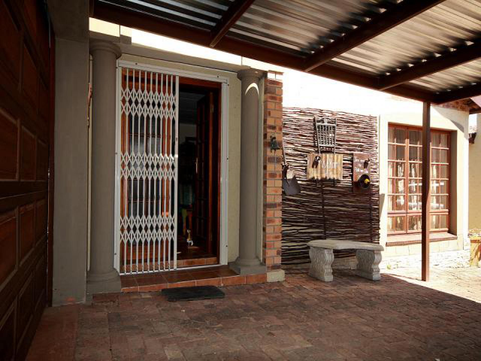 Front View of property in Ermelo