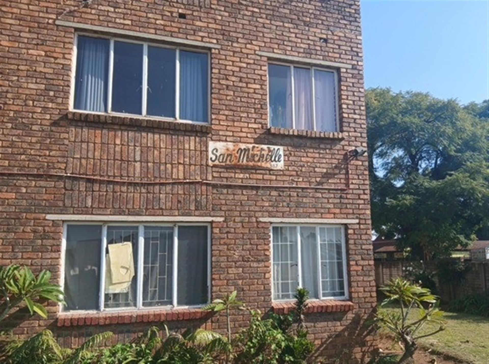 Front View of property in Wolmer