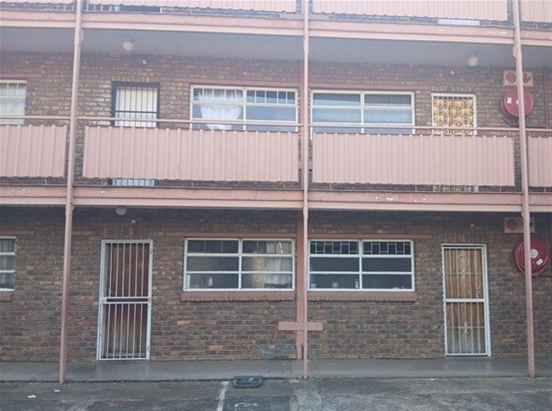 Front View of property in Wolmer