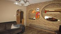 Lounges - 60 square meters of property in Vanderbijlpark