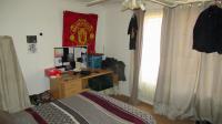 Bed Room 1 - 19 square meters of property in Walkers Fruit Farms SH