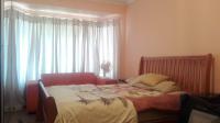 Main Bedroom - 28 square meters of property in Vrededorp