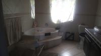 Main Bathroom - 11 square meters of property in Richards Bay