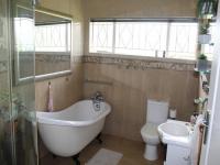 Bathroom 1 - 15 square meters of property in Highbury