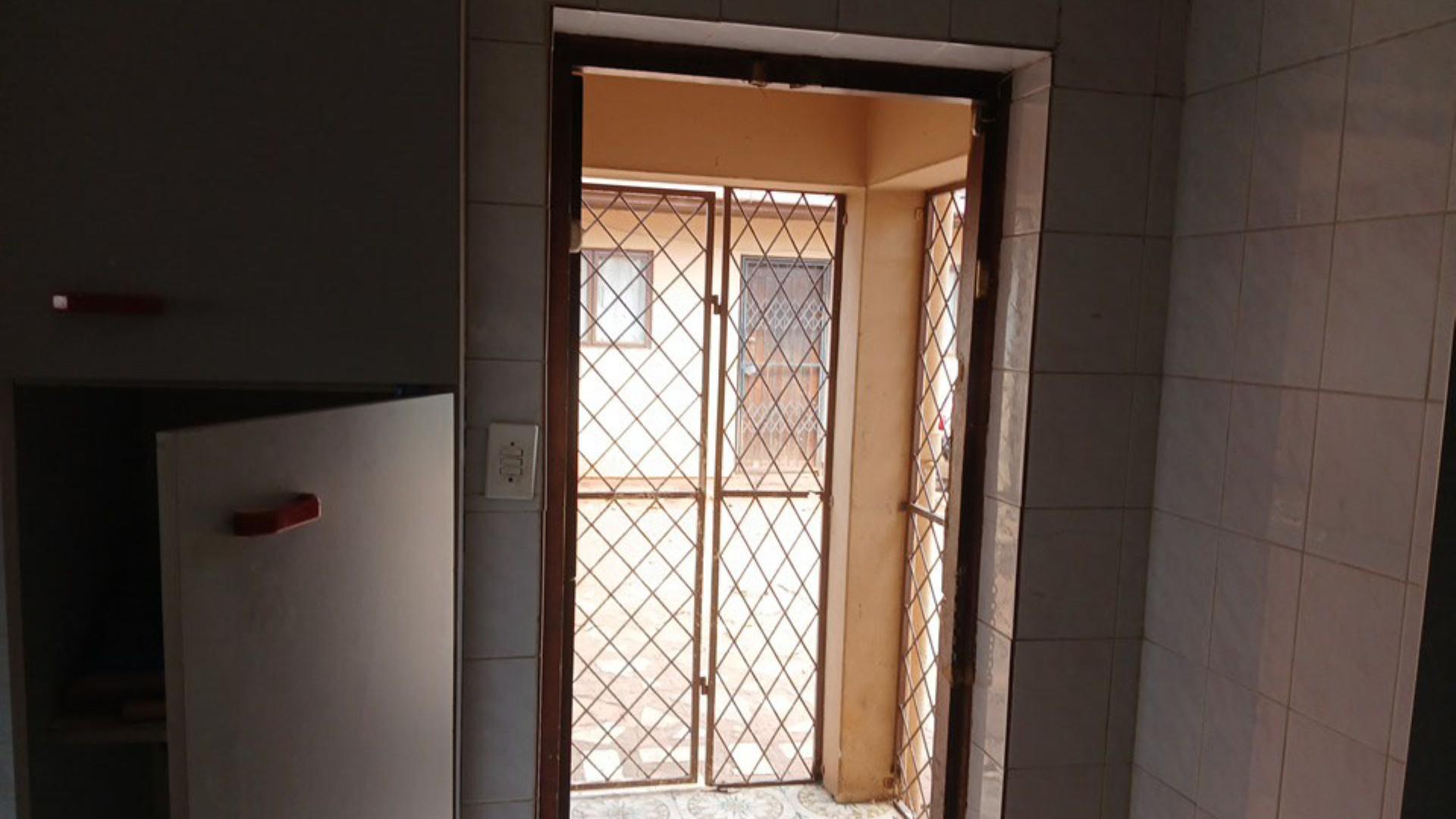 Kitchen of property in Isipingo Hills
