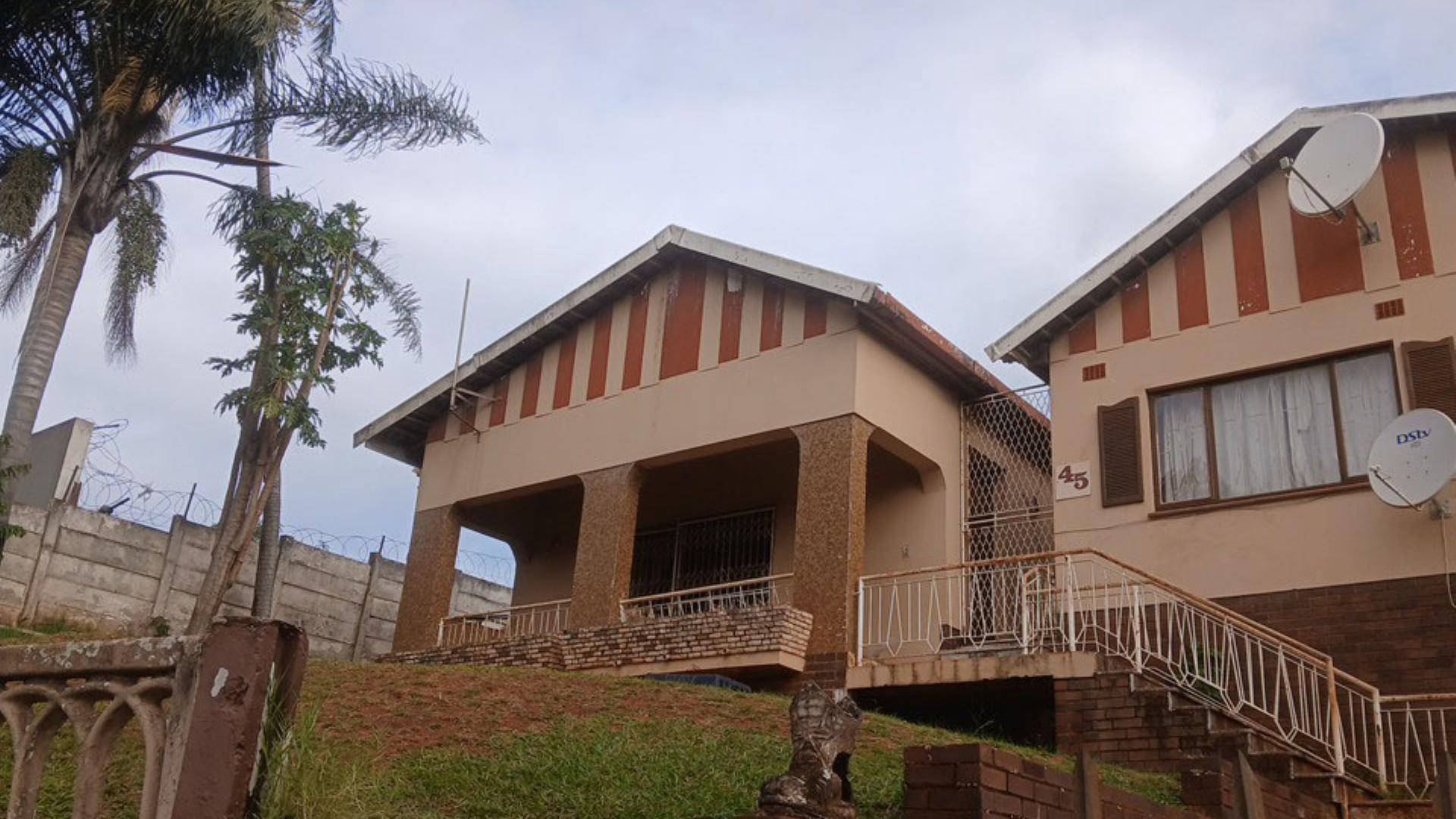 Front View of property in Isipingo Hills