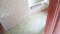 Bathroom 1 of property in Isipingo Hills