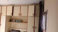 Bed Room 1 of property in Isipingo Hills