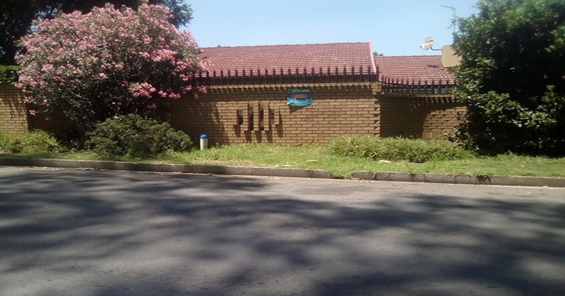 Front View of property in Johannesburg Central