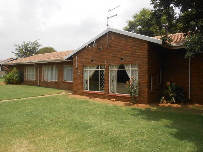 Standard Bank EasySell 4 Bedroom House for Sale in Nigel M