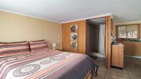 Bed Room 4 - 9 square meters of property in Kromdraai