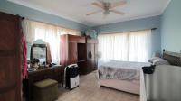 Bed Room 5+ - 82 square meters of property in Kromdraai