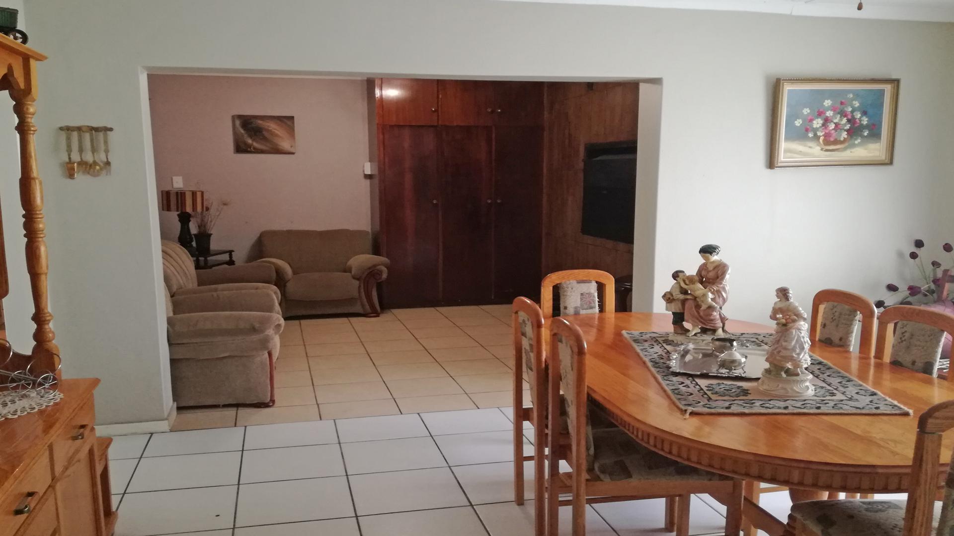 Dining Room - 30 square meters of property in Grootvlei