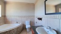 Main Bathroom - 10 square meters of property in Cullinan