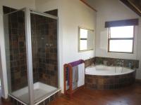 Main Bathroom - 17 square meters of property in Magaliesburg