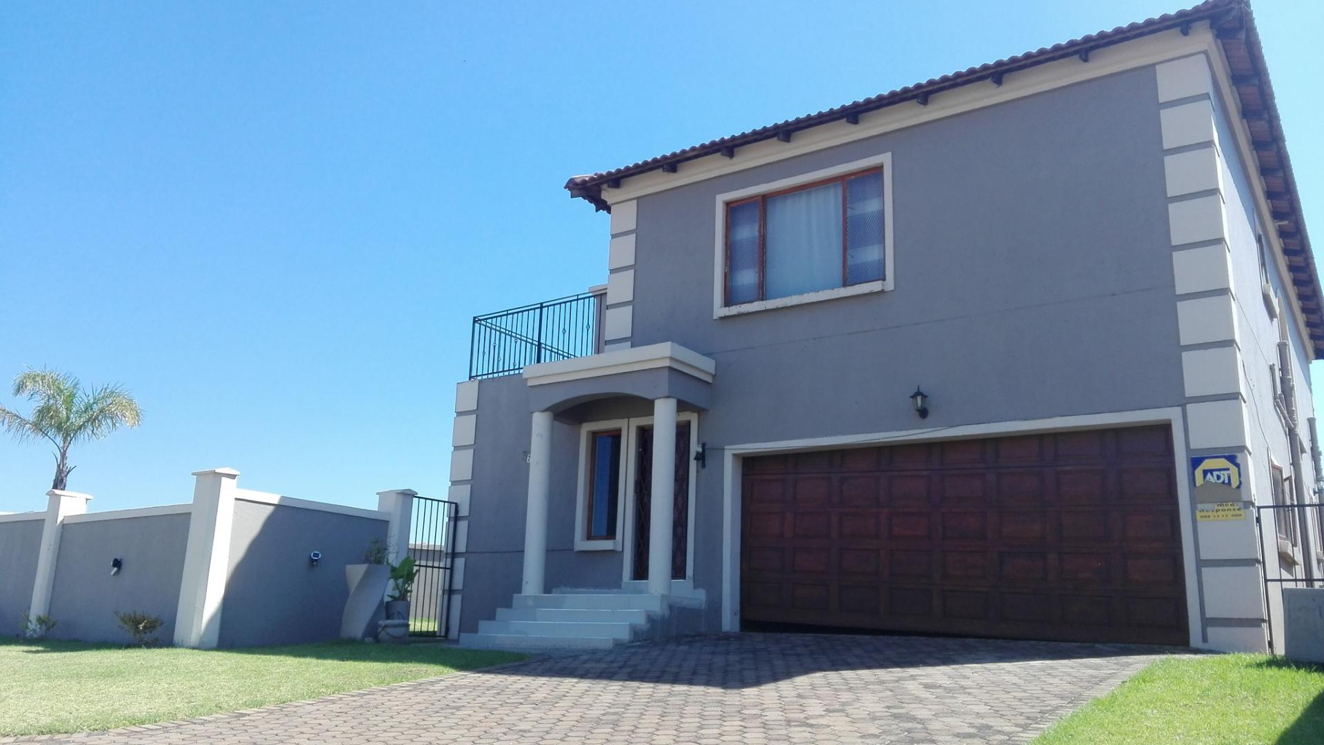 Front View of property in Krugersdorp