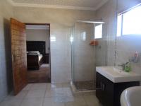 Bathroom 1 - 13 square meters of property in Vanderbijlpark