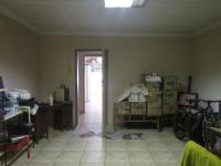 Bed Room 1 - 21 square meters of property in Krugersdorp