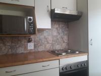 Kitchen - 8 square meters of property in Cresslawn