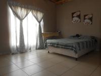Bed Room 3 - 17 square meters of property in Greenhills