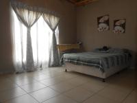 Bed Room 3 - 17 square meters of property in Greenhills
