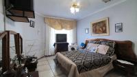 Bed Room 1 - 16 square meters of property in Geelhoutpark