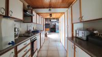Kitchen - 13 square meters of property in Geelhoutpark