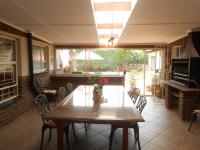 Dining Room - 35 square meters of property in Witfield