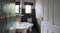 Bathroom 2 - 4 square meters of property in Irene Farm Villages