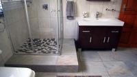 Main Bathroom - 11 square meters of property in Ramsgate
