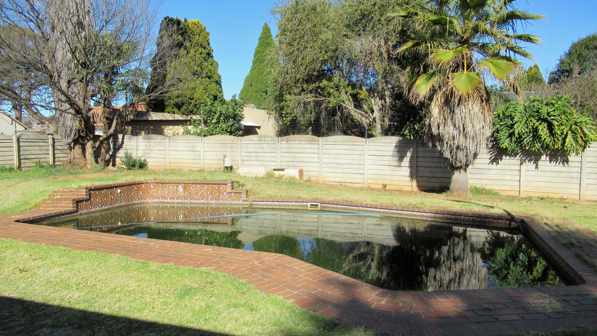 Standard Bank EasySell 3 Bedroom House for Sale in Groenewei